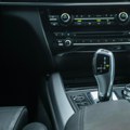 Vozilom iz "petog elementa" do kamenice i nazad Robotaksi stiže - zakon kasni ko će odgovarati kad automobil ubije?