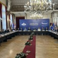 Vlada Srbije i Pokrajinska vlada održale zajedničku sednicu u Somboru; Mali:Ovakvi susreti su važni