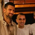 Novak Đoković posle pobede Bosne svratio u legendarnu ćevabdžinicu u Sarajevu, radnici nisu mogli da poveruju