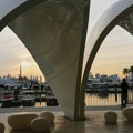 Grad duhova: Dubai gubi pola milijarde dnevno, turisti nestali