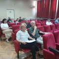 Slede nova Vučićeva obećanja, a na stara zaboravio