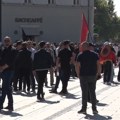 Tenzije u Prištini ne jenjavaju! Pristalice tzv. OVK ponovo na ulicama, čeka se odluka o Zakonu o Specijalizovanim većima…