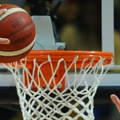 Pa, ovo je hit: Nestvarna scena iz NBA Letnje lige, košarkaš Dalasa zakucao na svoj koš (video)