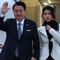 Južna Koreja: Skupocena tašna predsednikove supruge trese vladajuću stranku