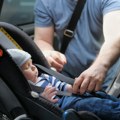 Svako treće dete nema auto-sedište u Srbiji tek 60 odsto roditelja prevozi decu na bezbedan način
