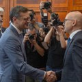 Premijer Vučević sa šefom ukrajinske diplomatije o mogućnostima ekonomske saradnje
