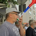 Održan protest građana protiv projekta "Jadar" ispred SO Loznica: "Iskopavanje litijuma pitanje života i smrti"