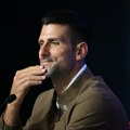 Novak na US Openu nosi savršen model jakne za prelazni period: Proslavili su je najveći šmekeri