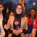 Veća grupa studenata pešaka iz Subotice i Novog Sada krenula na protest „15 za 15“