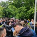 U Novom Sadu skup podrške studentici kojoj su aktivisti SNS-a polomili vilicu