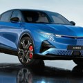 Novi Alpine raskida sa tradicijom: A390 je SUV težak preko dve tone! FOTO