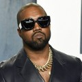 Kontroverzni reper Kanye West je ponovo promenio ime