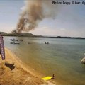 Србима У Грчкој стигла порука упозорења! У близини омиљеног летовалишта избио велики пожар, дим стигао до плажа: "Ако сте…