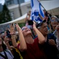 "Ovo je čaroban dan, Volimo Trampa" Veliko slavlje u Tel Avivu, vijore se američke zastave! Opšta euforija na ulicama…
