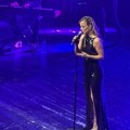 Koncert posvetila baki! Tijana Bogićević za novosađane pripremila veče za pamćenje! Srpsko narodno pozorište ispunjeno…