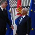 Vučić sa Koštom: Od EU očekujem jasne signale u pogledu politike proširenja