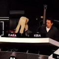 Dara Bubamara polomila sto na snimanju Zvezda Granda, nastao haos Obrušila ga na Kebu, ovaj snimak niste videli na televiziji…