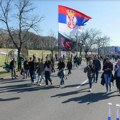 (Foto) Protest protiv izgradnje akvarijuma: Građani i studenti se okupili u Parku Ušće, saobraćaj obustavljen