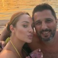 (Foto) Luni i Marku popustile kočnice: Pršti strast u bazenu skrivenom na obali reke