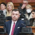 Na listi SNS i Samir Tandir, osuđen na sedam meseci zatvora: Tukao čoveka sa dva čekića za meso