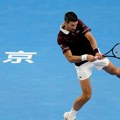 Đoković i Medvedev posle tri godine „oči u oči“ – Rus se našalio: Novak je star, ali...