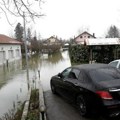 Hrvatska: vodostaj Kupe opasno raste, bujice u Gospiću, ugrožen Karlovac