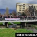 Premijer kaže da će Tužilaštvo utvrditi da li je i gradonačelnik Kočana odgovoran za požar