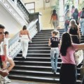 Štancanje "vukovaca": Nikad veći broj đaka sa svim peticama, ali ne zbog znanja: A evo i koji grad u Srbiji je šampion po…