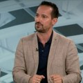 Profesor Marinković: Ako neko napada ustavno uređenje onda je to Vučić