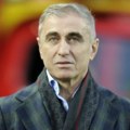 Potresni trenuci na "marakani": Boško Đurovski pao u nesvest tokom komemoracije Dejanu Milovanoviću