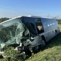 Bmw-om se zabio direktno u autobus, MUP se oglasio: Ovo je uzrok jezive saobraćajne nesreće kod Čačka