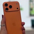 Ljudi kupili novi narandžasti iPhone 17, za manje od mesec dana on izbledeo (foto)