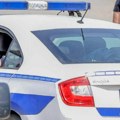 Policija pretresla parkirano vozilo u Pančevu: Evo šta su zatekli u "alfa romeu", zanemeli od šoka