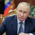 Путин: Војници из Татарстана се храбро боре у зони СВО