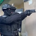 Policajac i graničar među uhapšenima: Razbijena međunarodna mreža krijumčara ljudi kod Pirota [FOTO+VIDEO]