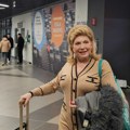 Suzana Mančić sa ćerkom napustila Srbiju: Starija ćerka će joj uskoro podariti unuče, a ovo je njena mlađa naslednica (video)…
