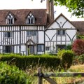 Misteriozna kuća slavnih na prodaju: Šta krije luksuzno imanje Sussex House Farm?