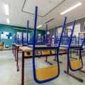 Alarmantna situacija u školama na Kosovu i Metohiji nakon zabrane dinara