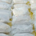 Carinici otkrili više od 42 kilograma droge u pregrađenom rezervoaru