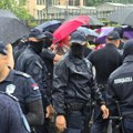 Protest ispred Beogradskog sajma: Studenti i stručnjaci blokirali saobraćaj, troje privedeno