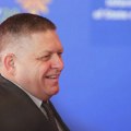 Češka dala dozvolu za prelet aviona Roberta Fica za Rusiju