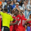 Нова контроверза на СП у корист Аргентине, ово је глупост саиграча Гранита Џаке због које је искључен