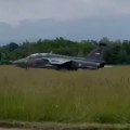 Pogledajte kako tutnji modernizovani Orao Ministar Vučević snimio let sa aerodroma Morava (video)