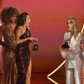 Lista pobednika Gremi nagrada za 2024: Bili Ajliš osvojila nagradu za pesmu godine