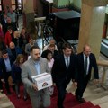Subotica: SVM predao potpise za Izbornu listu "SVM - dr Balint Pastor"