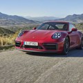 Историјски тренутак за Порсцхе 911: Најпознатији спортски аутомобил на свету постаје хибрид