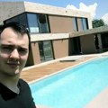 Balaševićeva kuća u Istri prava princeza u staklu: Ovde je Đorđe najviše voleo da boravi, danas u njoj uživaju oni