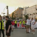 Celonoćni protest zborova građana u Novom Sadu - traže nove izbore za članove mesnih zajednica
