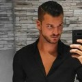 Bivši zadrugar divljao na Tompsonovom koncertu: Skidao se, pa pokazivao fašistička obeležja "Ovaj orgija..."