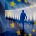 Ciljaju takse od 15 odsto? Na pomolu dogovor administracija u Briselu i Vašingtonu oko ocarinjenja evropske robe koja putuje…